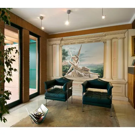 فندق Il Canova 4*