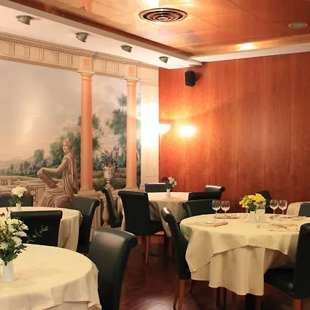 ホテル Il Canova Sandrigo