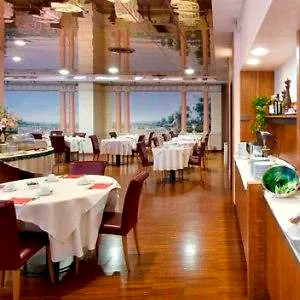 호텔 Il Canova 산드리고